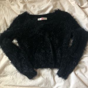 Black Fuzzy Cropped L/S Sweater